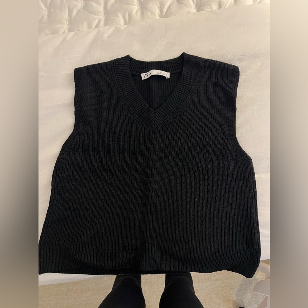 Zara Black Sweater Vest